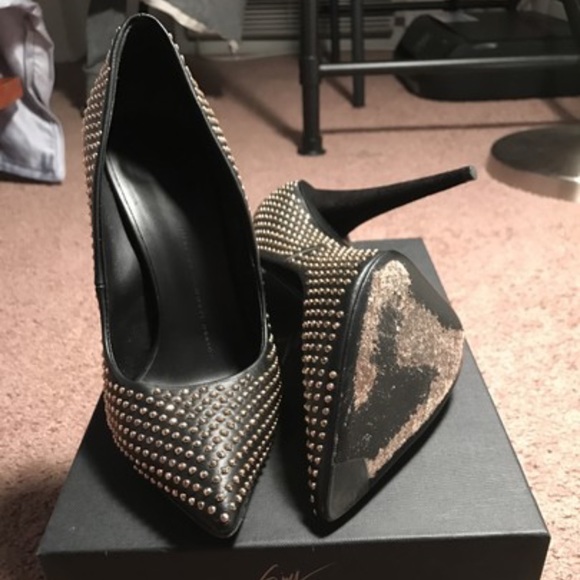 Giuseppe Zanotti. These heels are stunning! - Picture 6 of 6